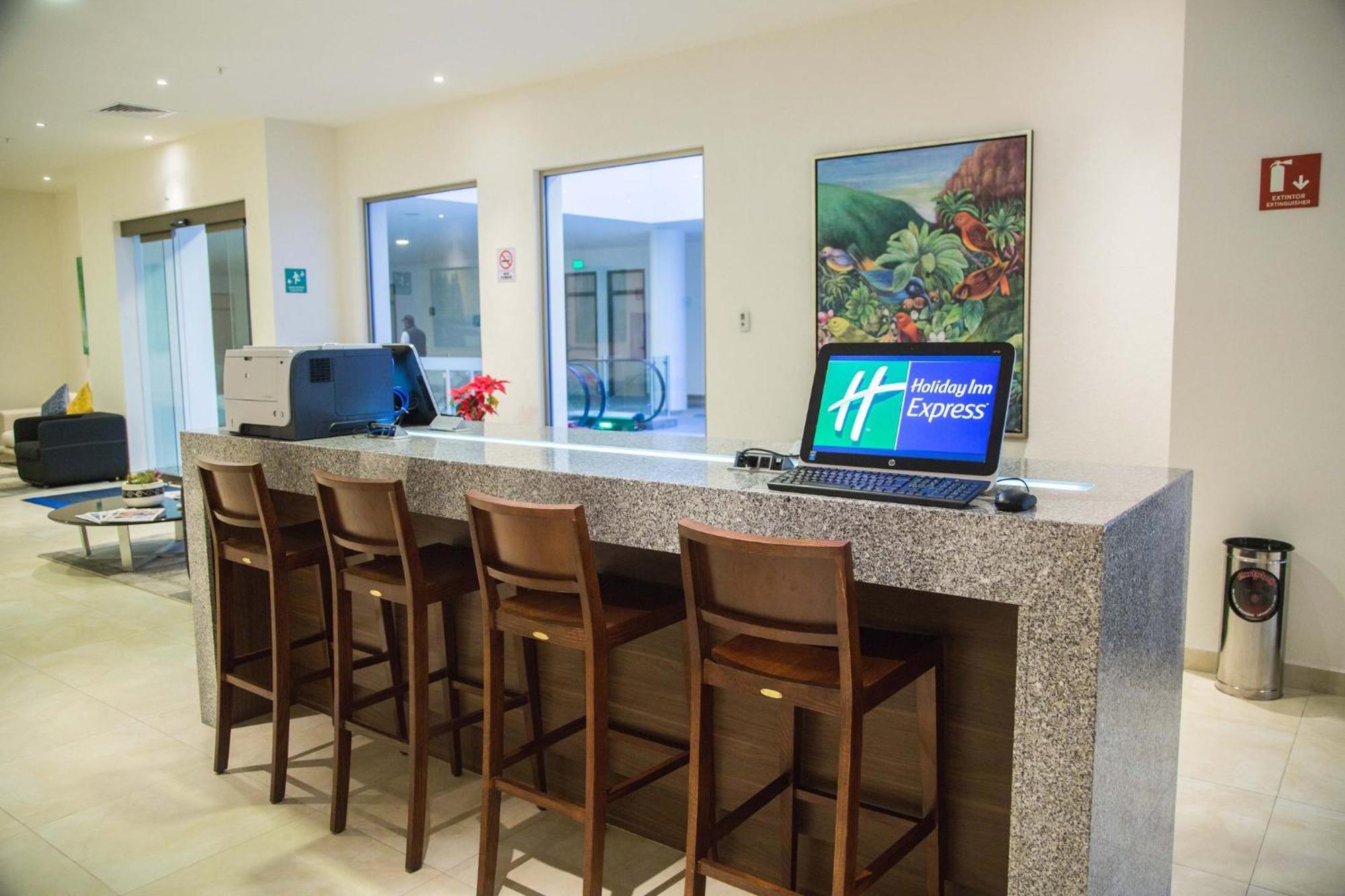 Holiday Inn Express Xalapa By Ihg Exterior photo