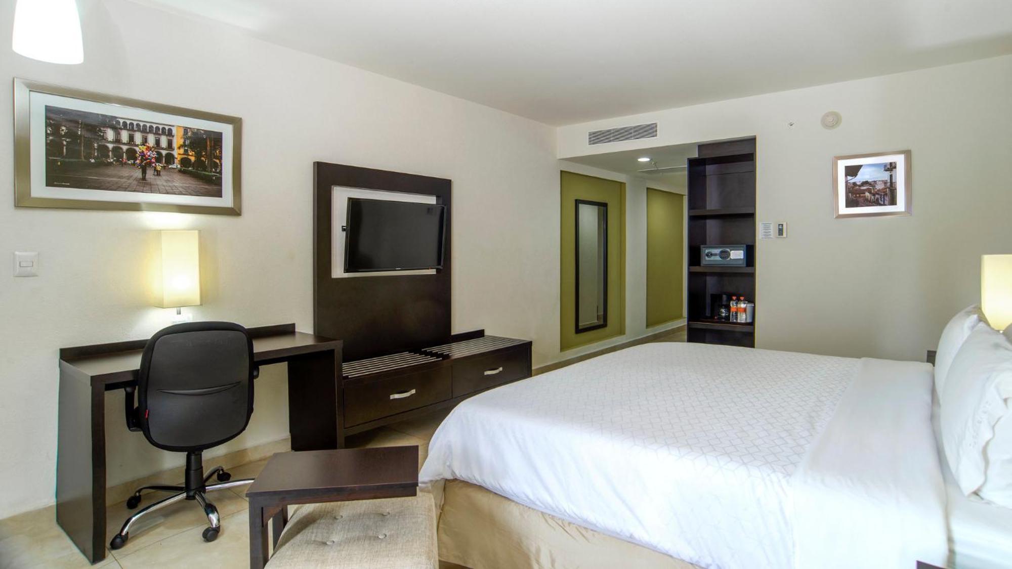 Holiday Inn Express Xalapa By Ihg Exterior photo