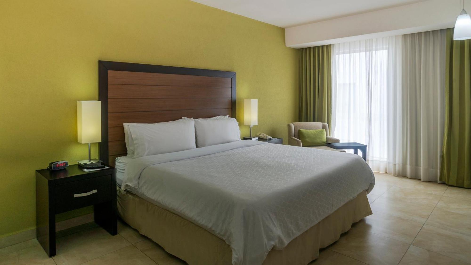 Holiday Inn Express Xalapa By Ihg Exterior photo