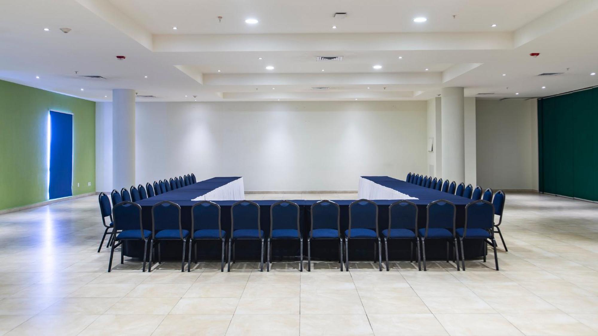 Holiday Inn Express Xalapa By Ihg Exterior photo